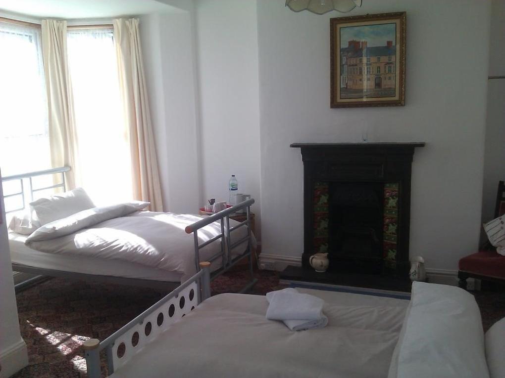 The Victoria Hotel Pwllheli Eksteriør bilde